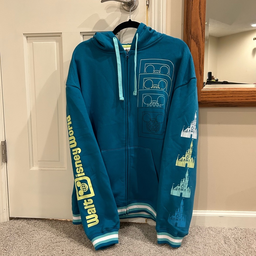 WDW Zip-up hoodie